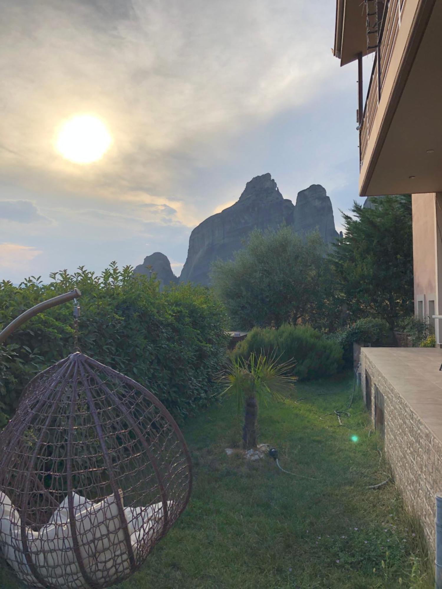 Under Meteora Villa